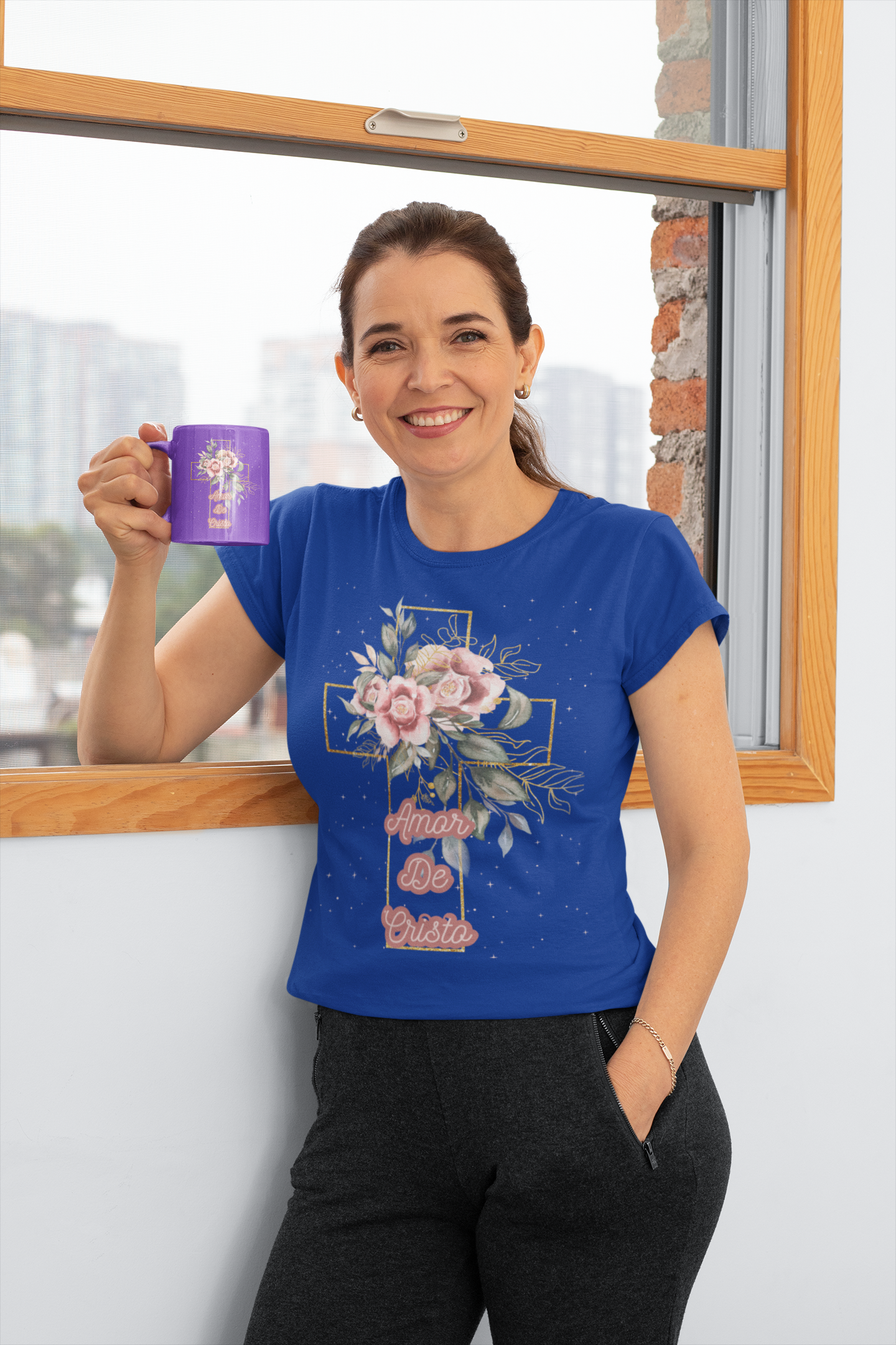 Women's Softstyle Tee-- Amor De Cristo